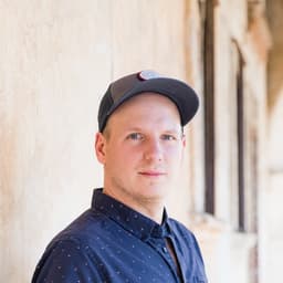 Dennis Stücken