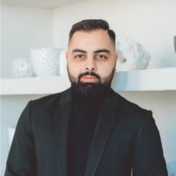 Erfan Shekarchi