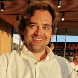 Ernesto Corral